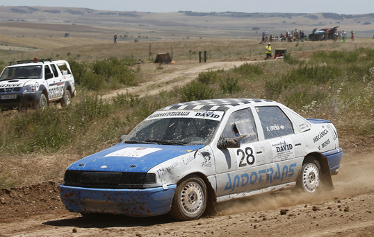 Mucho calor en la tercera prueba del Open Navarro de Autocross